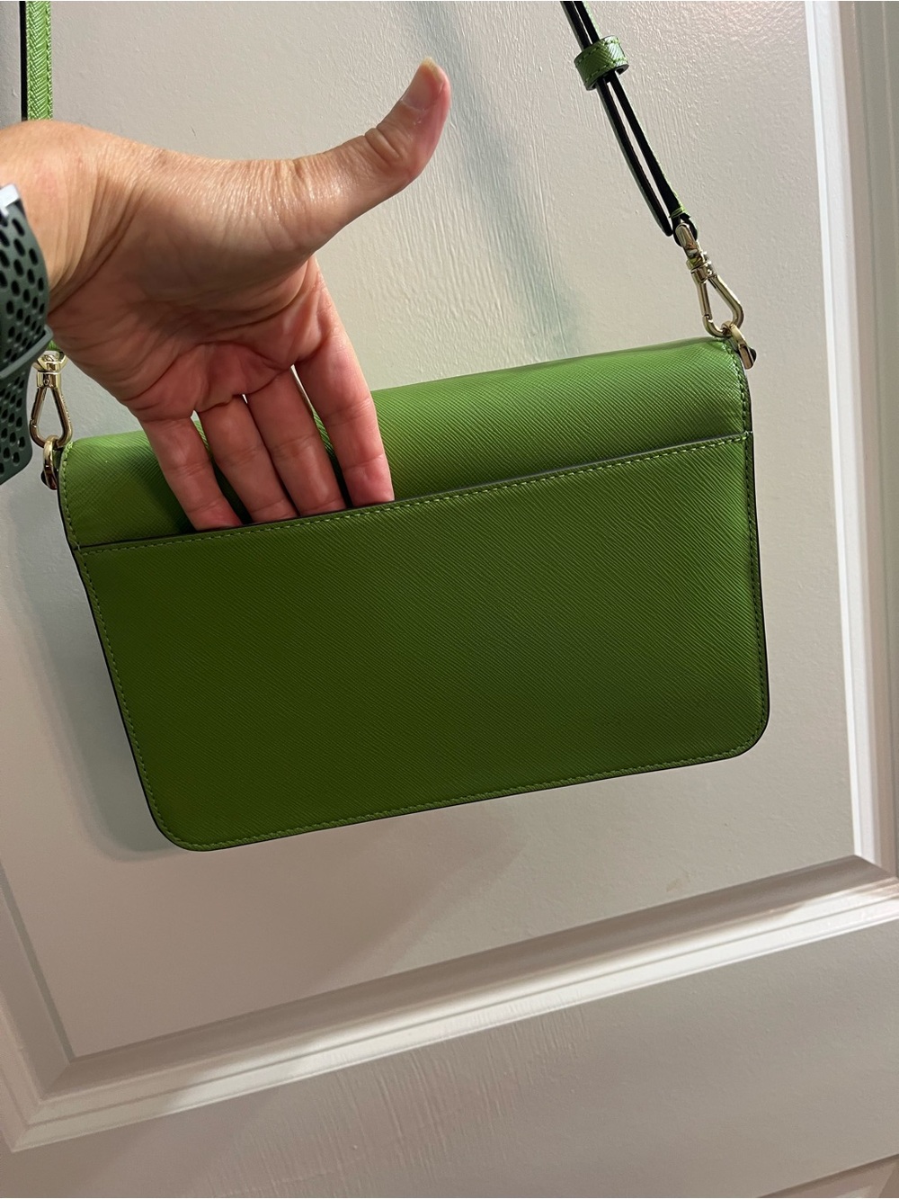 kate spade green crossbody with matching wallet - Picture 3 of 15